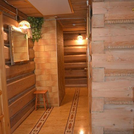 Gorolik U Kwietniow-Centrum Bukowiny- Mozliwosc Wyzywienia Bukowina Tatrzańska Dış mekan fotoğraf